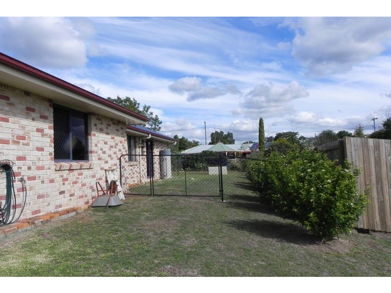 40 Stanley, Pittsworth QLD 4356