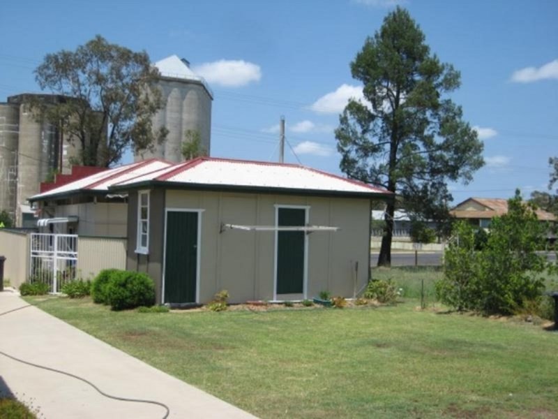 37b Taylor Street, Cecil Plains QLD 4407