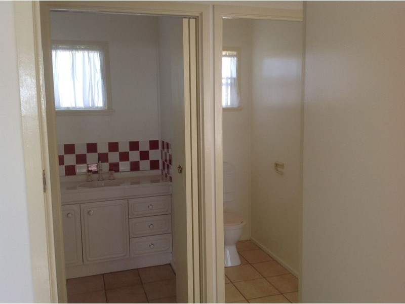 16 Clifton, Greenmount QLD 4359