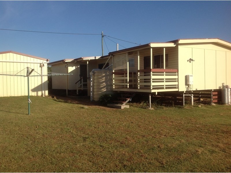 16 Clifton, Greenmount QLD 4359