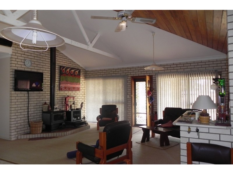 13 Tooth, Clifton QLD 4361