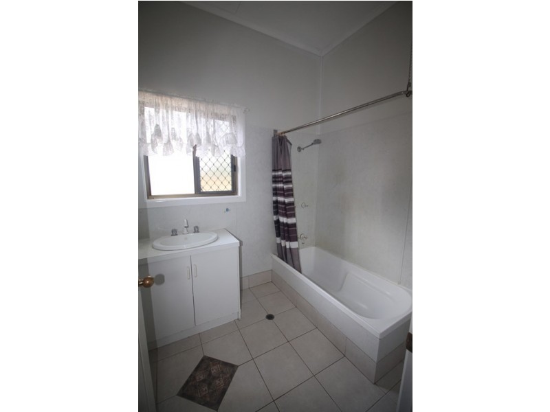 64 Margaret, Millmerran QLD 4357