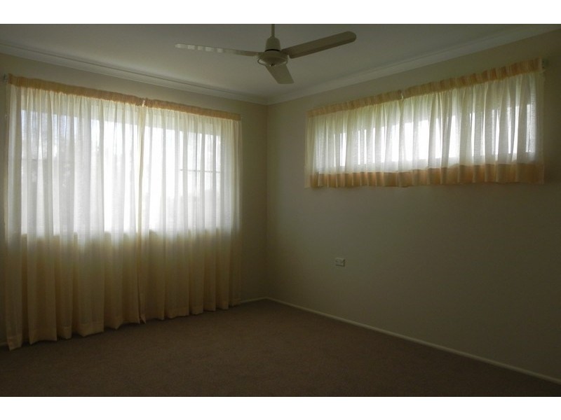 10 Campbell, Pittsworth QLD 4356