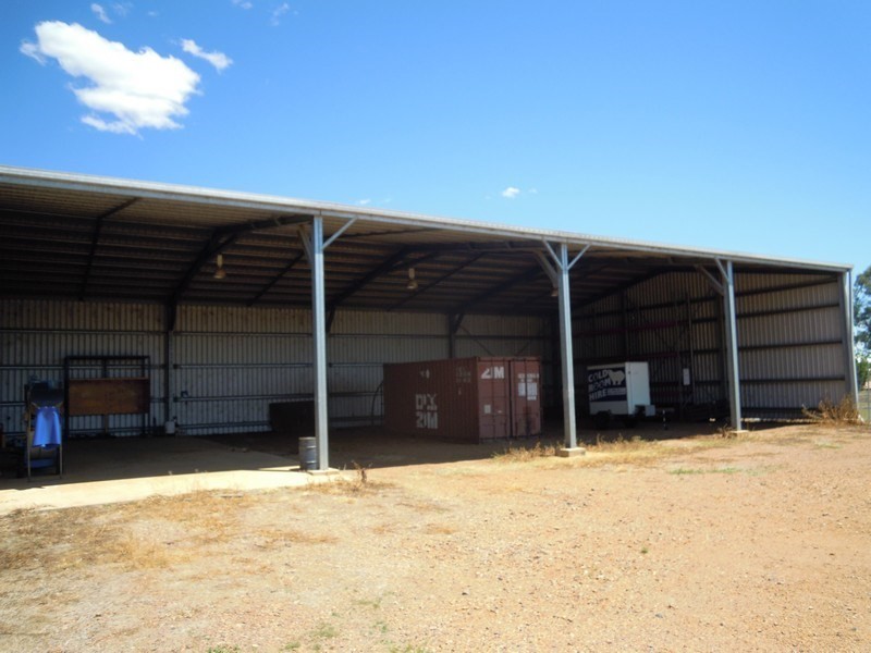 11 Bourke, Clifton QLD 4361