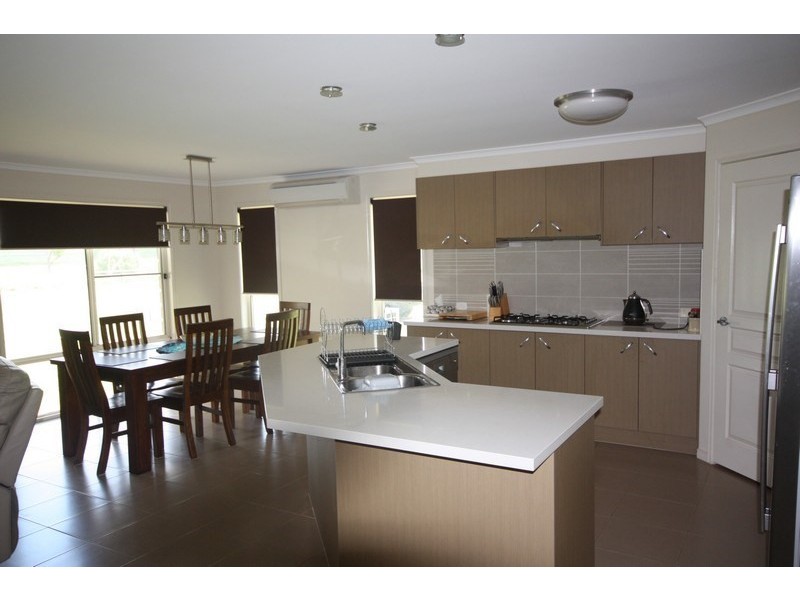 24 Naumann Road, Clifton QLD 4361