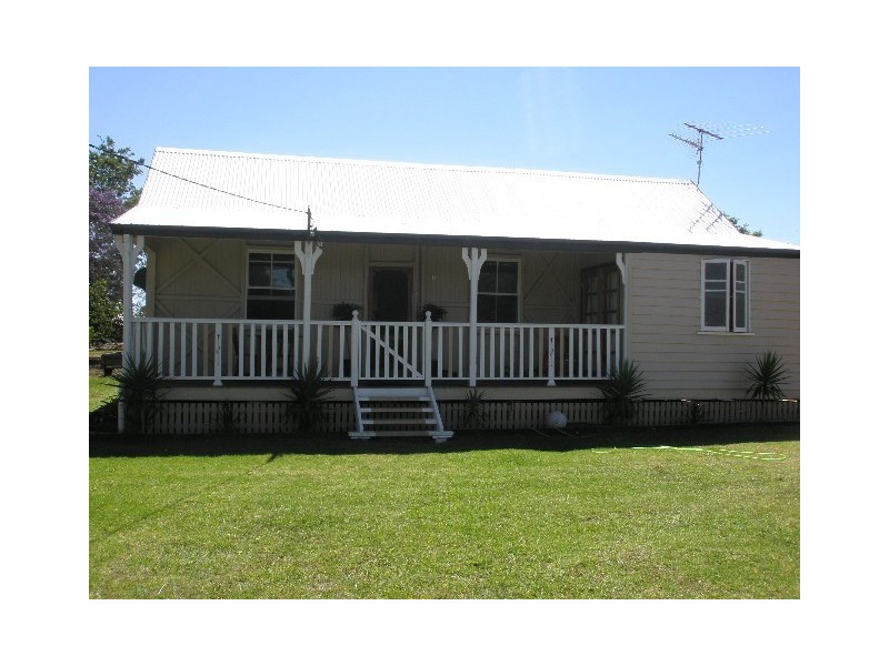 11 Short Street, Pittsworth QLD 4356