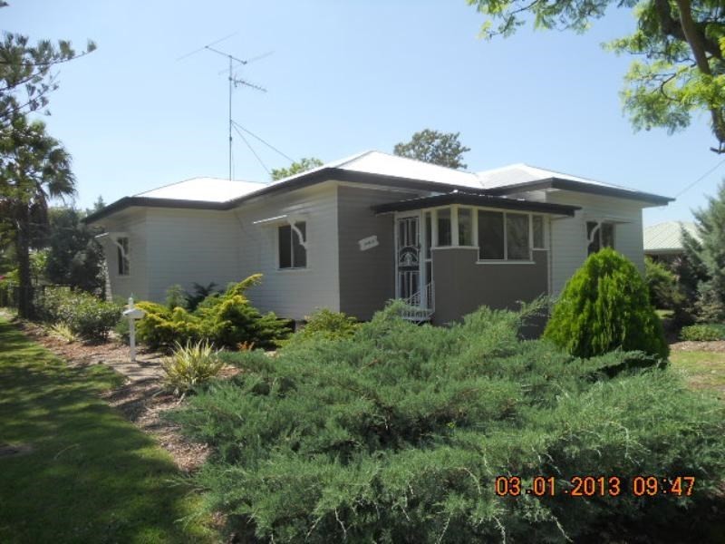 20 Tillett Street, Pittsworth QLD 4356