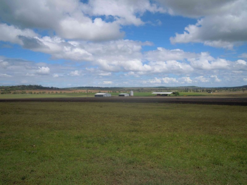 393 MURLAGGAN Road, Yarranlea QLD 4356