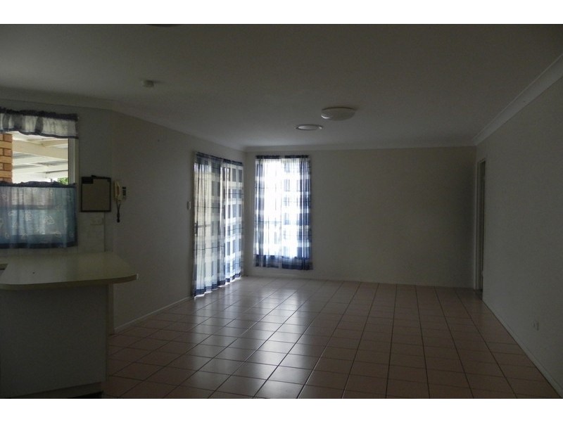 1 White, Pittsworth QLD 4356