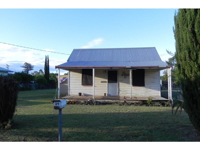 29 Hume, Pittsworth QLD 4356