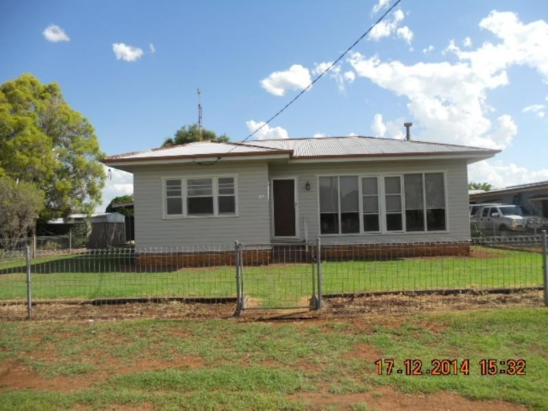 37 Main Street, Mount Tyson QLD 4356