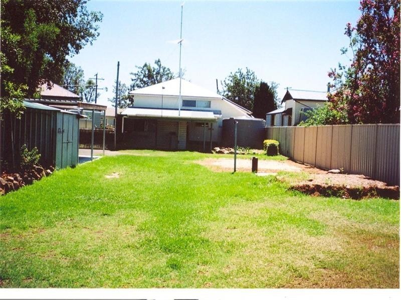 70 Hume, Pittsworth QLD 4356