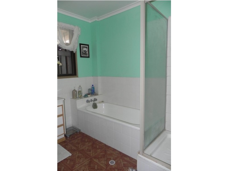 1 Weale, Pittsworth QLD 4356