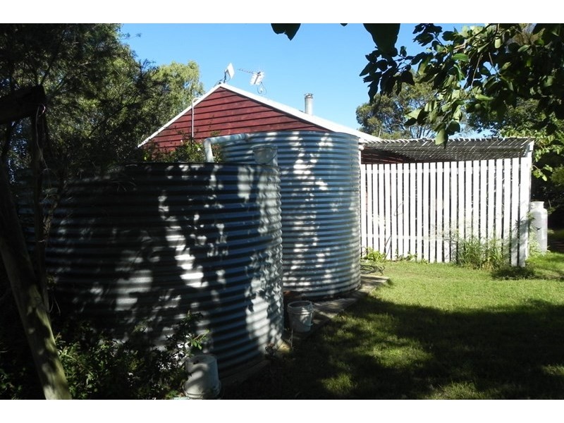 1 Weale, Pittsworth QLD 4356