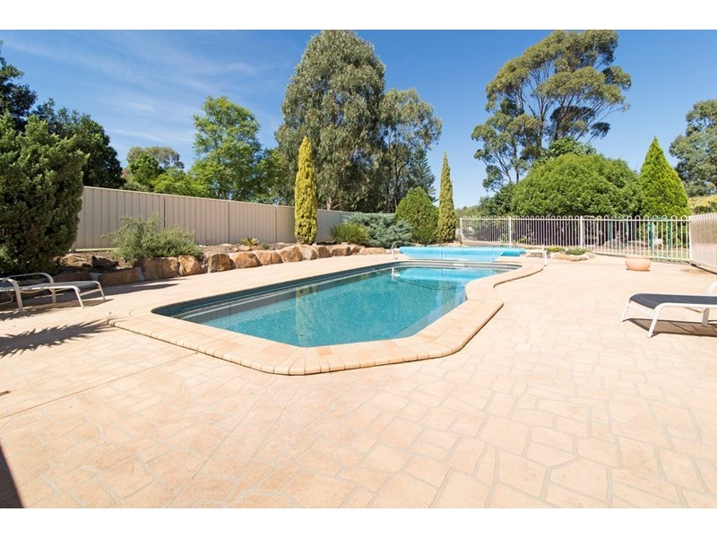 3 Gracemere Court, Glenvale QLD 4350