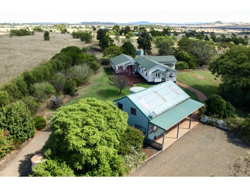 120 Meynink Road, Hodgson Vale QLD 4352