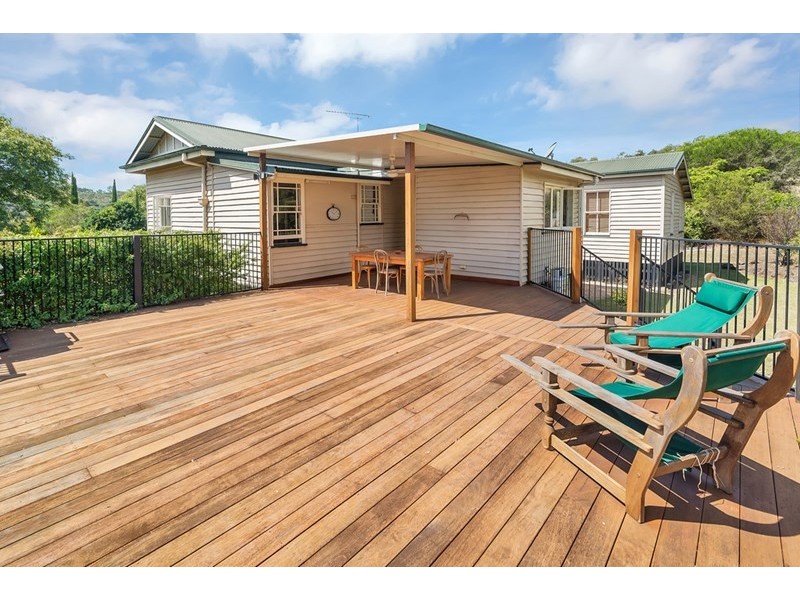 120 Meynink Road, Hodgson Vale QLD 4352