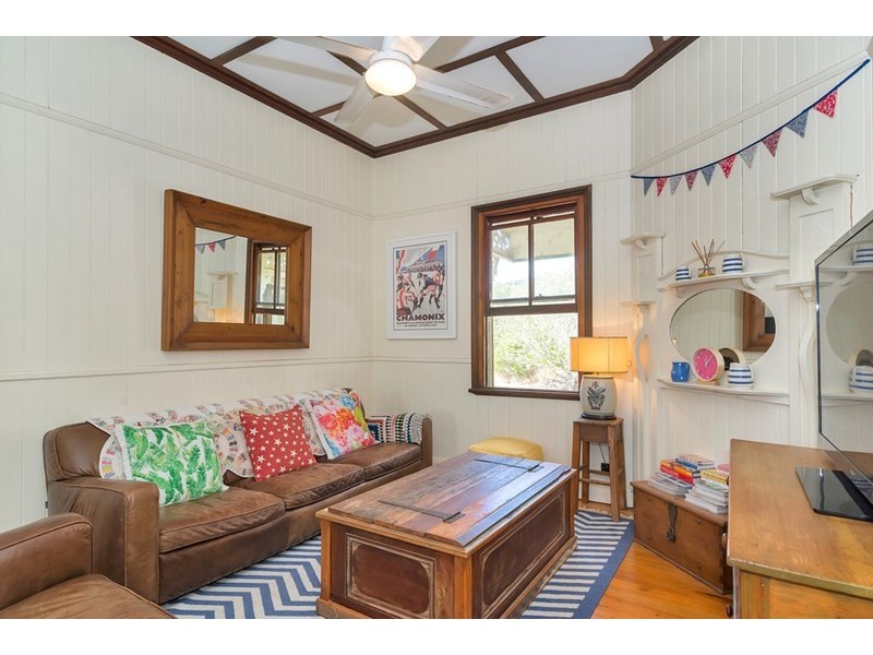 120 Meynink Road, Hodgson Vale QLD 4352