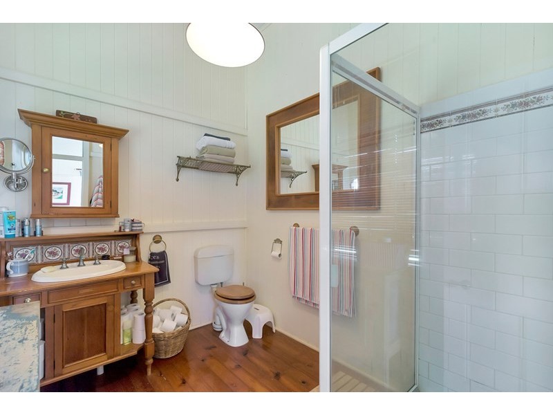 120 Meynink Road, Hodgson Vale QLD 4352