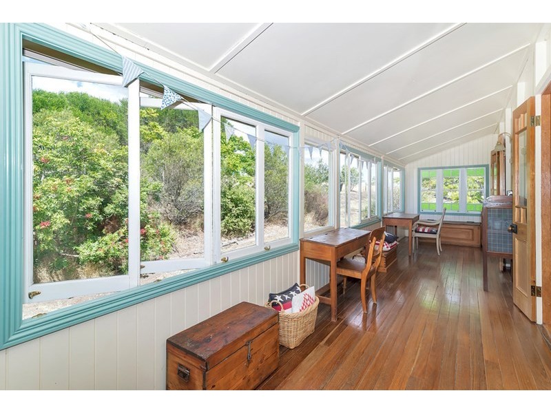 120 Meynink Road, Hodgson Vale QLD 4352