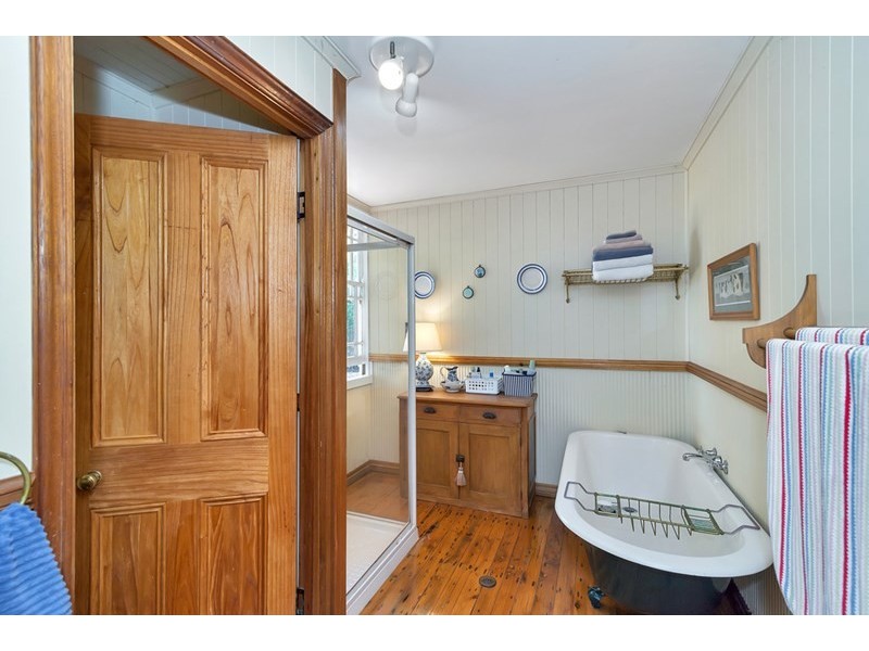 120 Meynink Road, Hodgson Vale QLD 4352