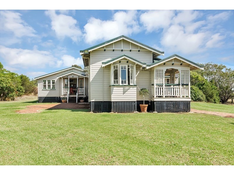 120 Meynink Road, Hodgson Vale QLD 4352