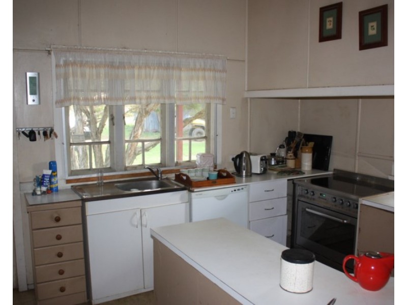 594 West Talgai Road, Allora QLD 4362