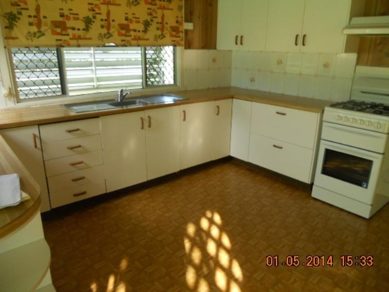 60 O’Shea Avenue, Southbrook QLD 4363