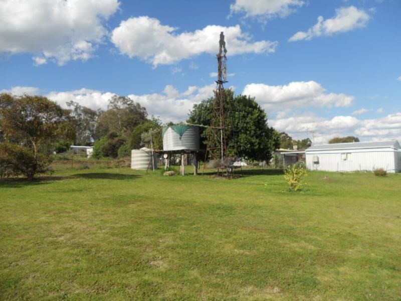 60 O’Shea Avenue, Southbrook QLD 4363