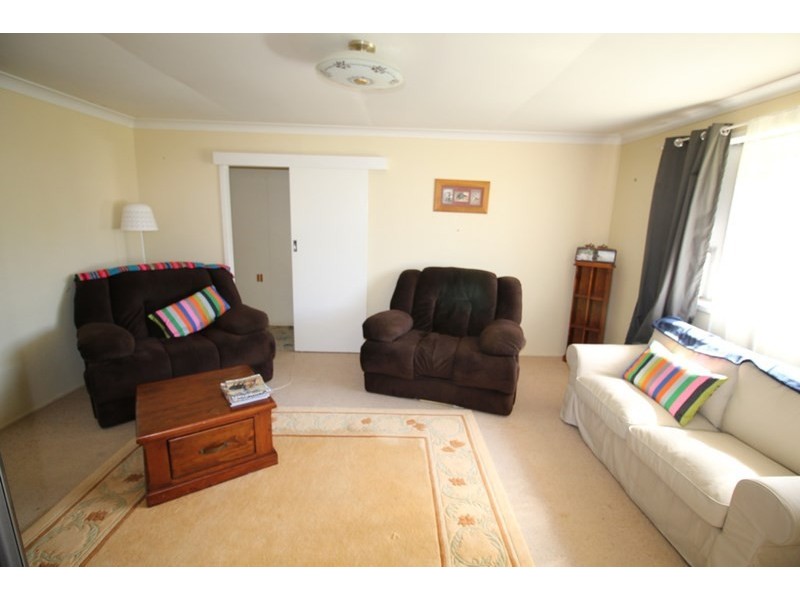 821 Clifton-Pittsworth Road, Clifton QLD 4361