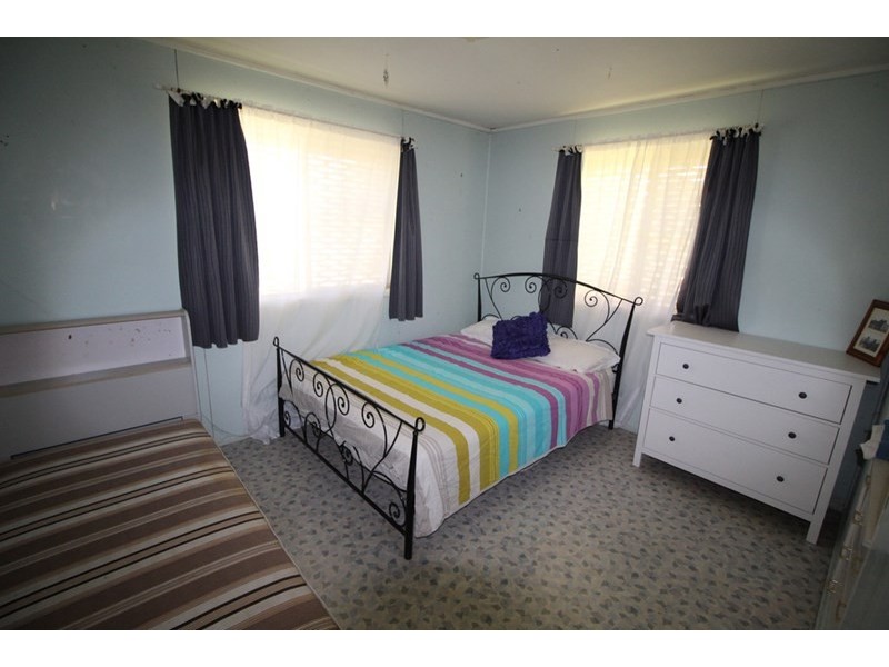 821 Clifton-Pittsworth Road, Clifton QLD 4361