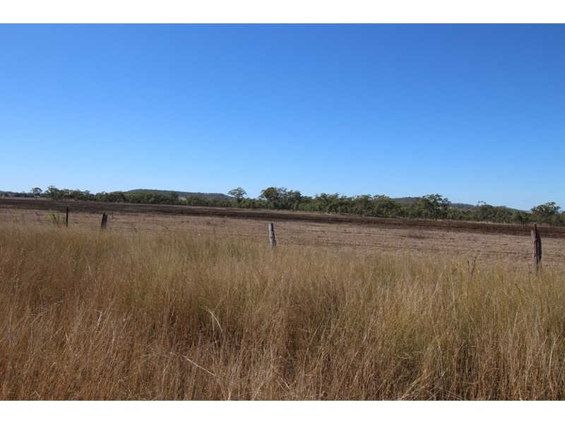 821 Clifton-Pittsworth Road, Clifton QLD 4361