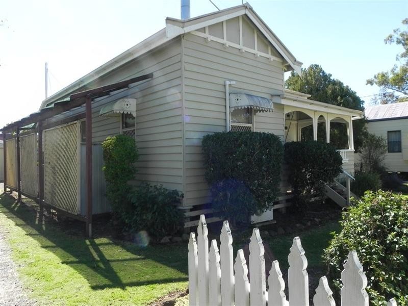 37 Hume, Pittsworth QLD 4356