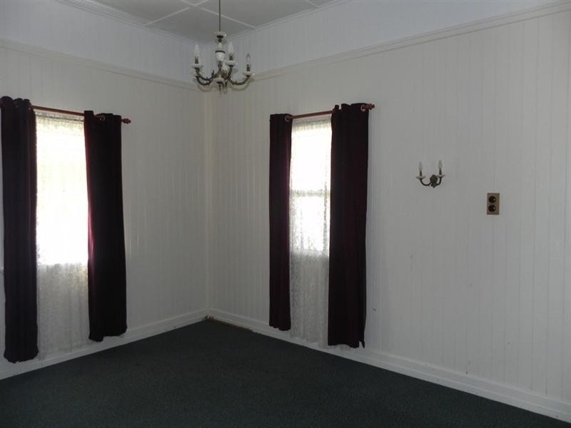 37 Hume, Pittsworth QLD 4356