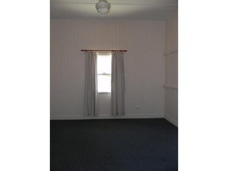 37 Hume, Pittsworth QLD 4356