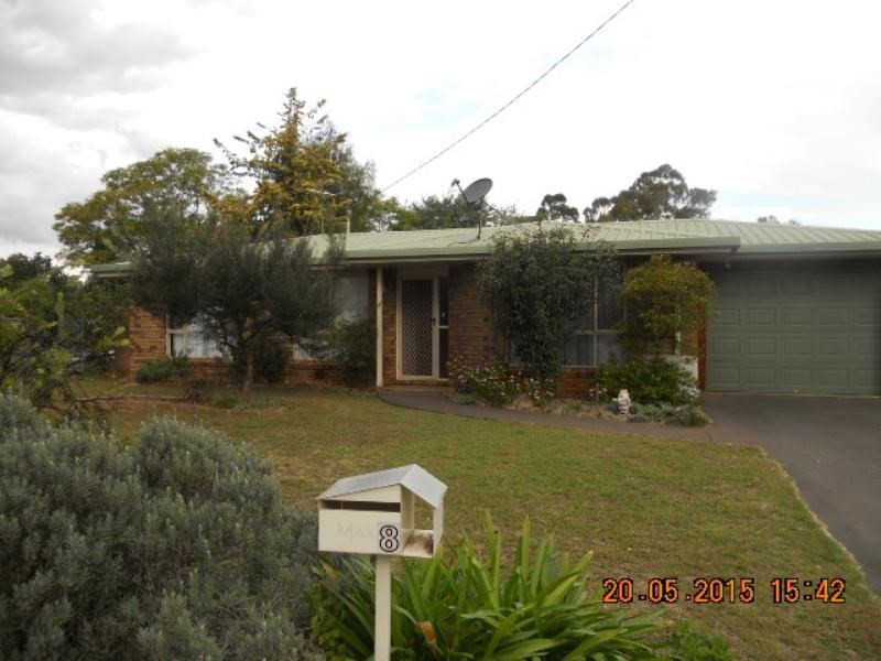 8 Cunningham Street, Pittsworth QLD 4356