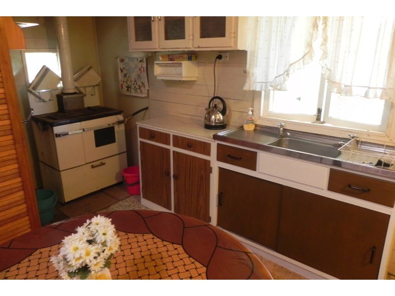 5 McCorkells Road, Inglewood QLD 4387