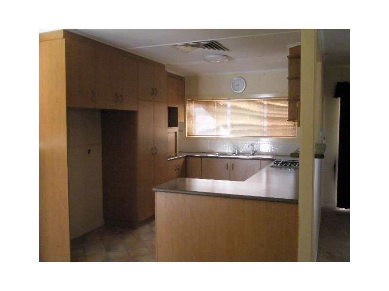 37 McIntyre Street, Pittsworth QLD 4356