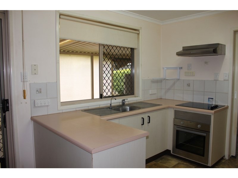 8 Cunningham Street, Pittsworth QLD 4356