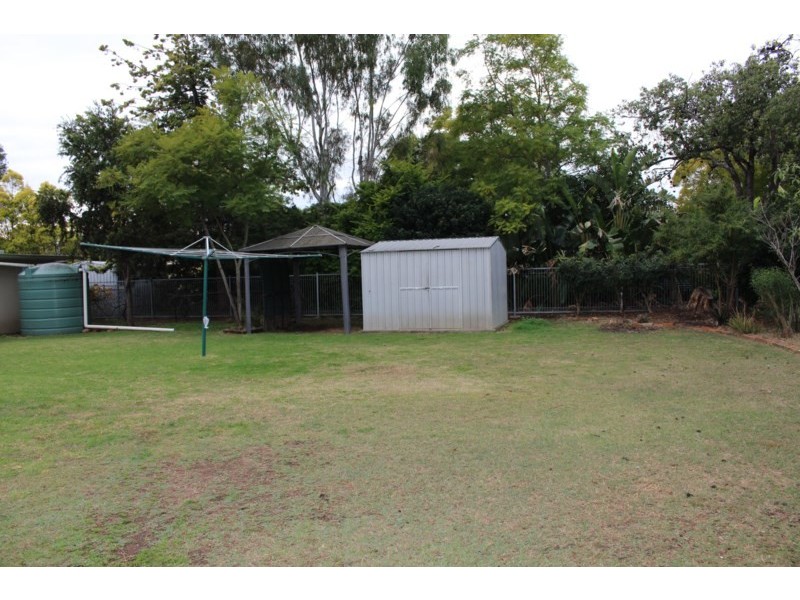 8 Cunningham Street, Pittsworth QLD 4356