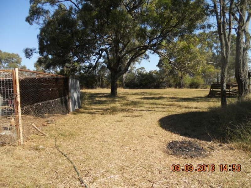 32 Bailey Street, Southbrook QLD 4363