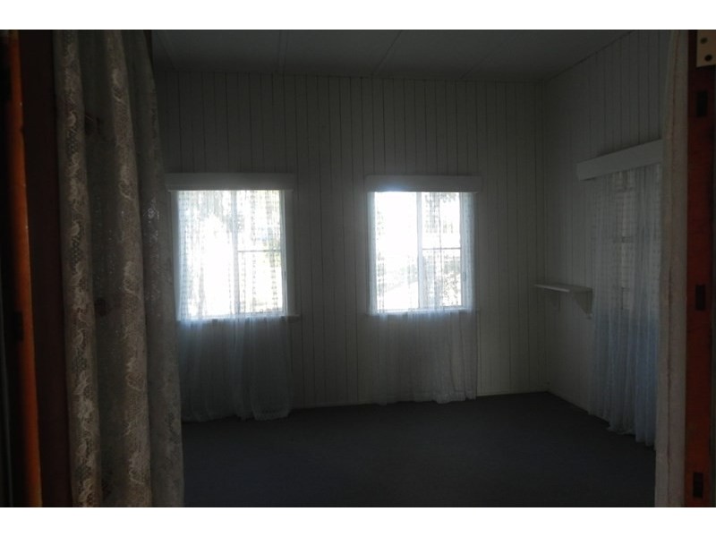 90 Cheetham Street, Cecil Plains QLD 4407