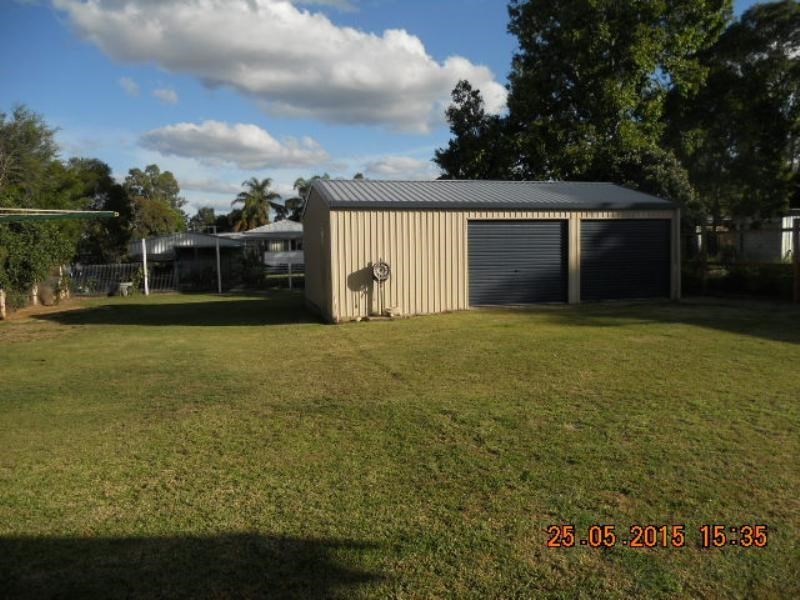 14 Cheetham Street, Cecil Plains QLD 4407