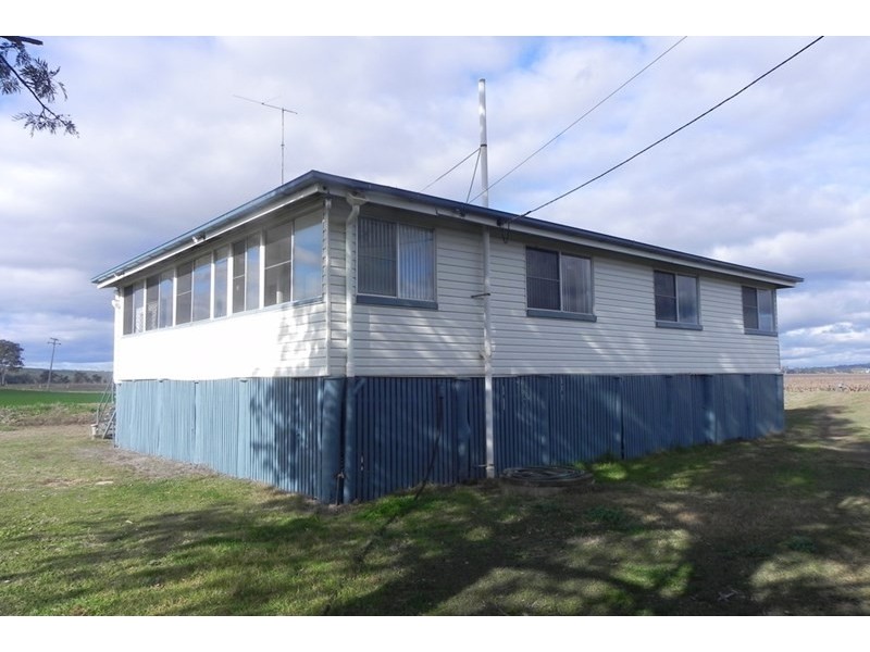 2136 Clifton-Leyburn Road, Ellangowan QLD 4361