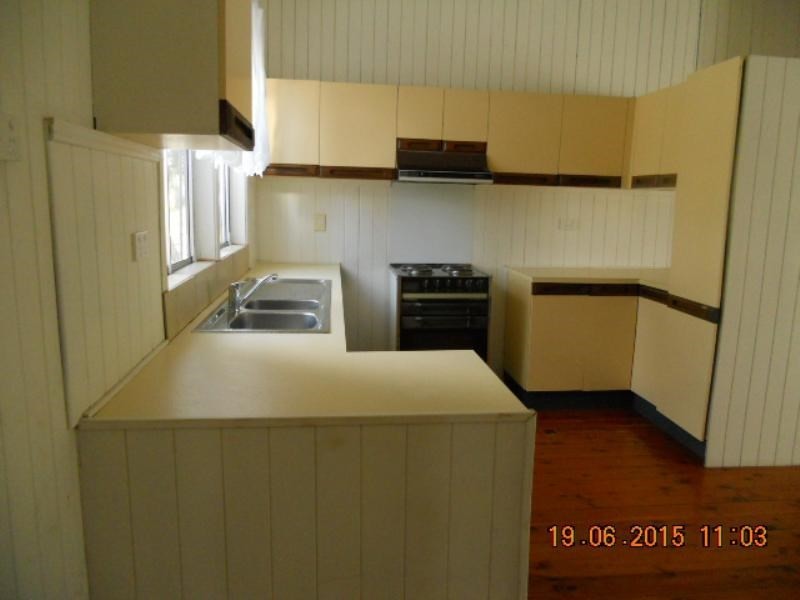 90 Cheetham Street, Cecil Plains QLD 4407