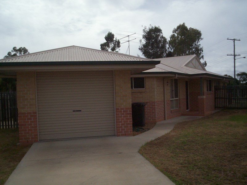 2A Genevieve Court, Millmerran QLD 4357