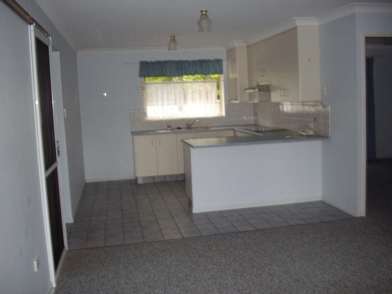 4/12 Young Street, Pittsworth QLD 4356