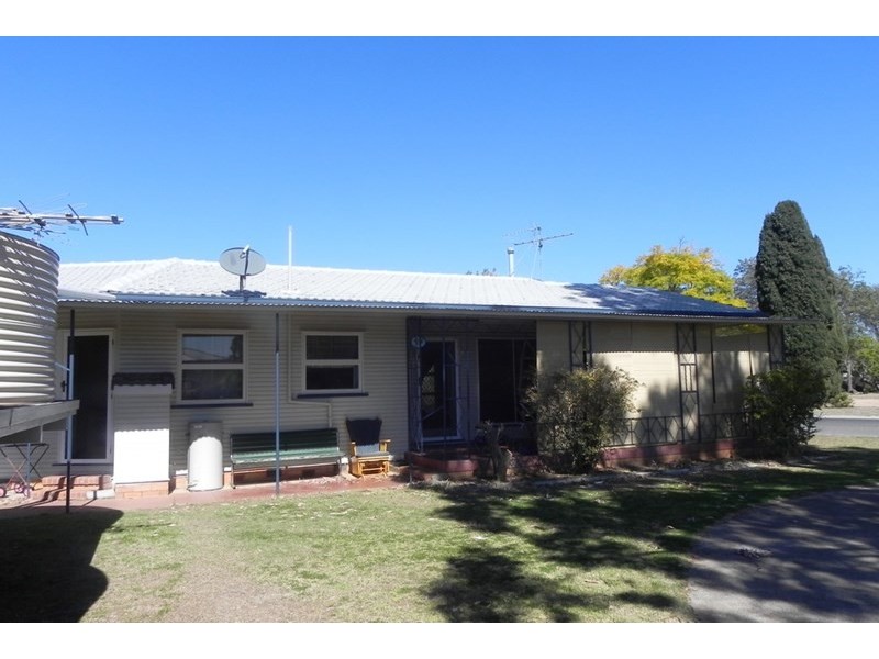 3 Collins, Pittsworth QLD 4356
