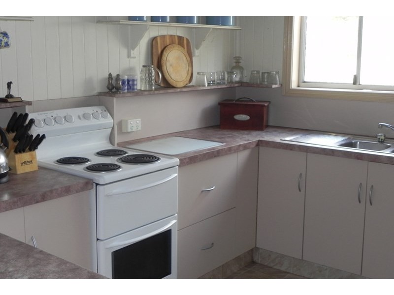 129 Lorenz Road, Mount Molar QLD 4361