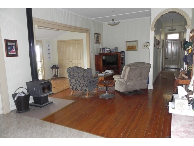 129 Lorenz Road, Mount Molar QLD 4361